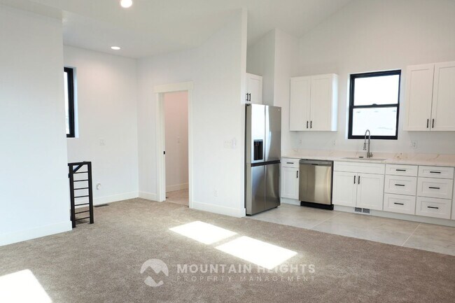 Building Photo - 6552 Timber Ranch Dr