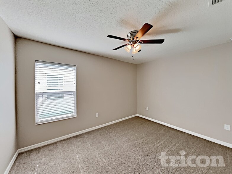 Building Photo - 10614 Massimo Dr