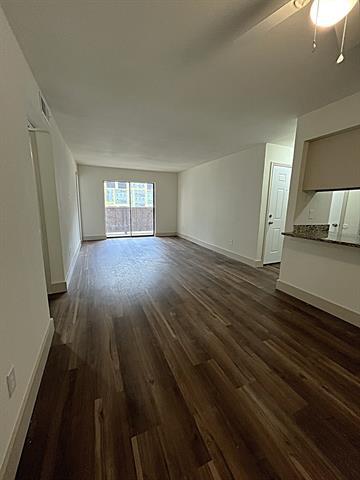Building Photo - 8110 Skillman St