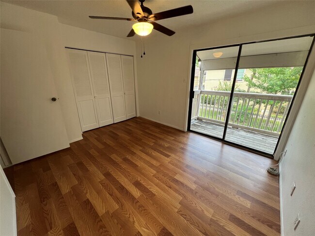 Building Photo - 9471 Pagewood Ln