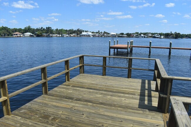 Building Photo - 4843 S Acree Point