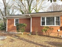 Building Photo - 409 Rose Ln