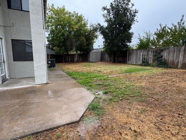 Building Photo - Antelope home