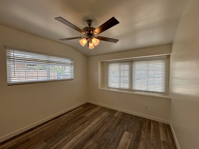 Building Photo - 5704 Wisteria Dr