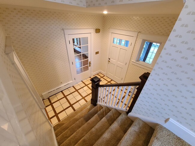 Building Photo - Charming 3-Bedroom, 2-Bathroom Home in South Haven, MI