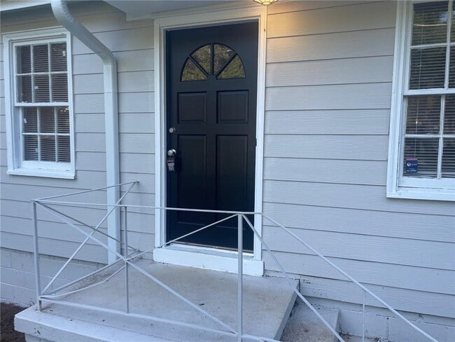 Building Photo - 4632 Burks Rd