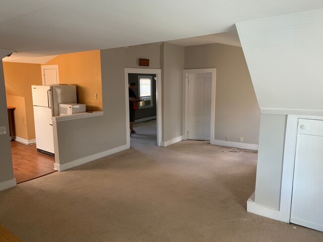 Building Photo - 23 Oxford St