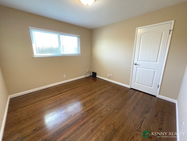 Building Photo - 4BD/2.5BA Spacious Foster City Home with Huge Backyard + Hot Tub