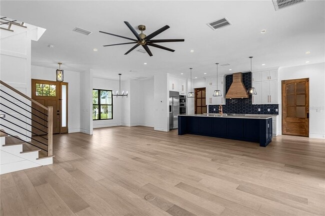 Building Photo - 1814 Barker Dr