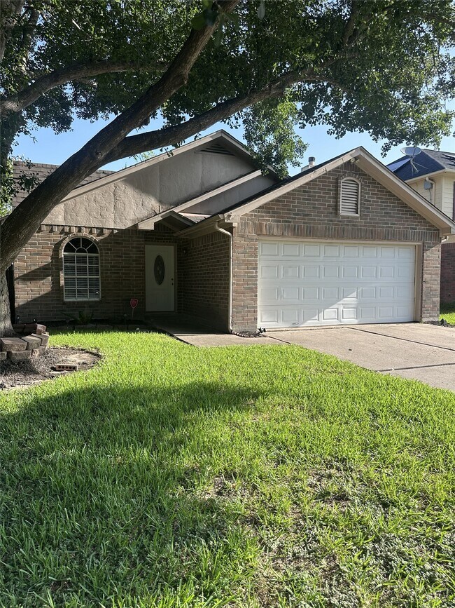 Building Photo - 1814 Grove Ct Dr