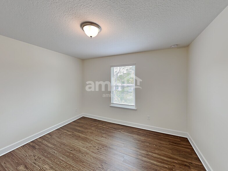 Building Photo - 2984 Calebs Cove Way