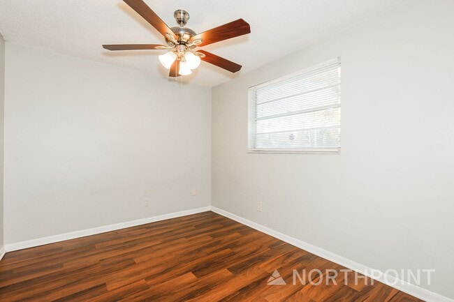 Building Photo - Enchanting Single Family Home | 3 BR/2BA | 1-Car Covered Parking