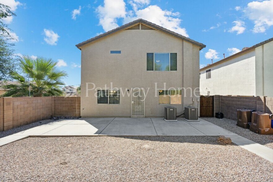 Building Photo - 4258 E Tanzanite Ln