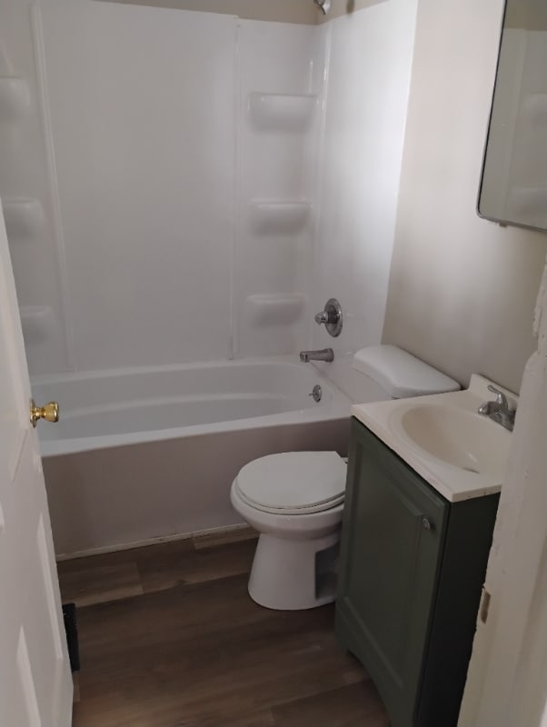 Building Photo - 2615 Greenwood Ave