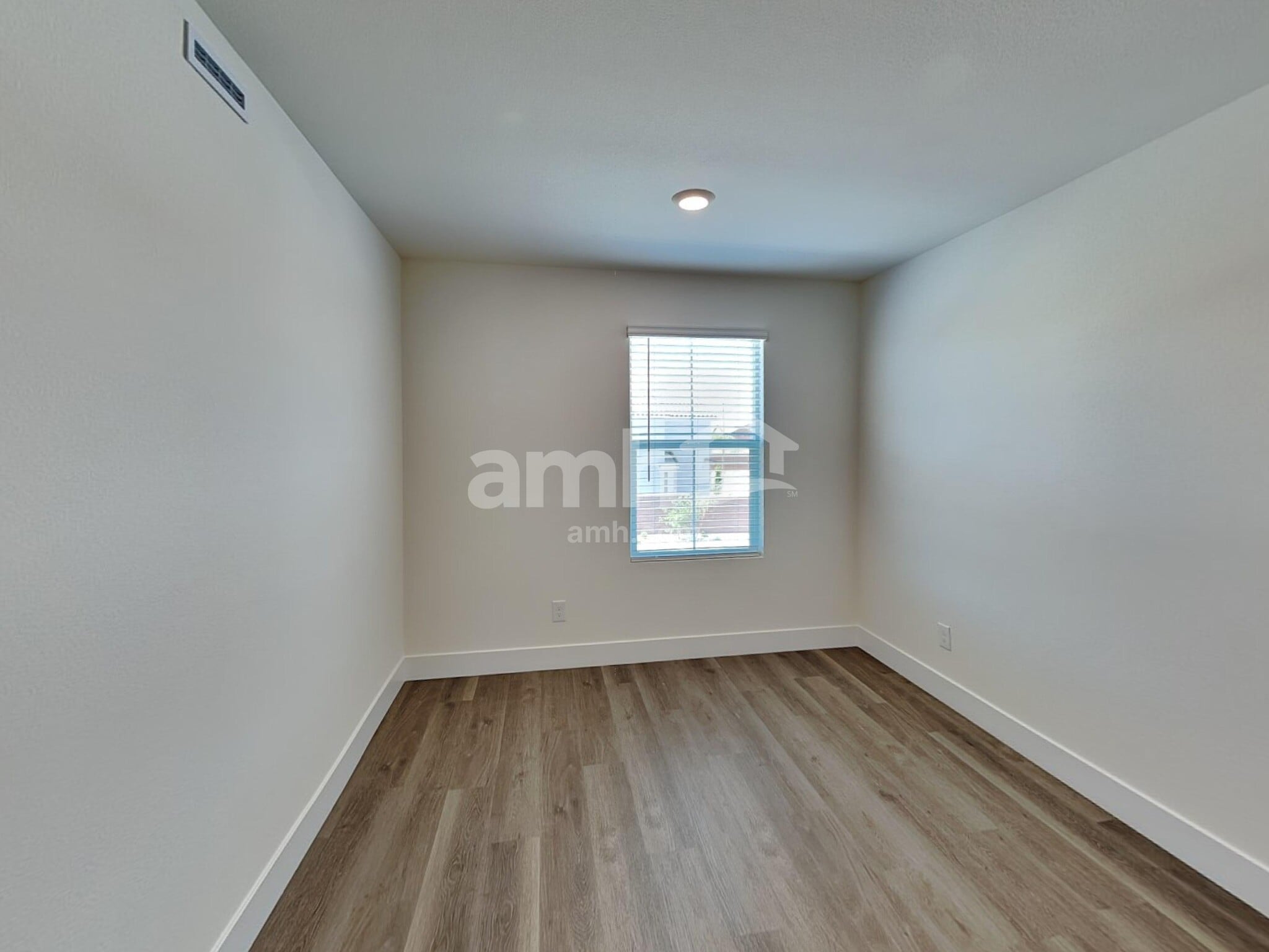 Building Photo - 10335 Beaver Tail St