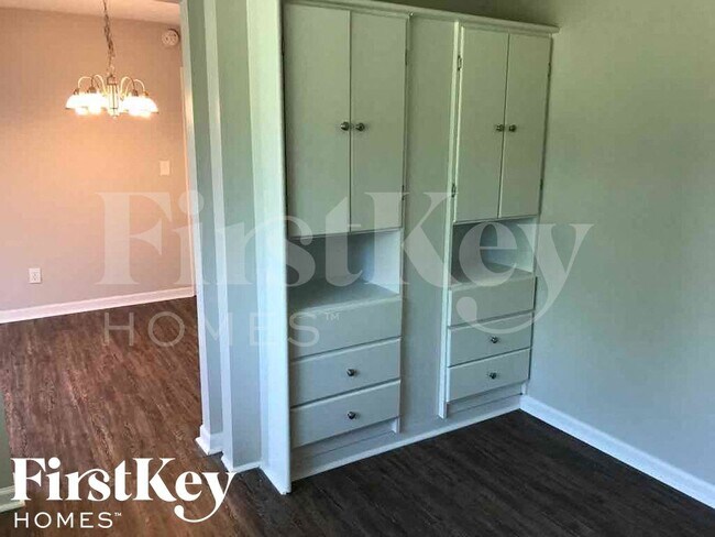 Building Photo - 11198 Shannon Cir