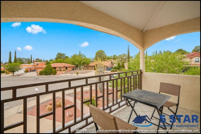 Building Photo - 6052 Bandolero Dr