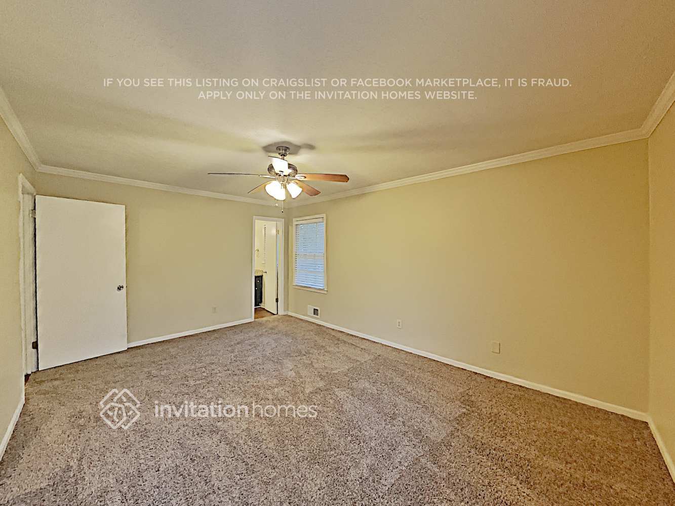 Building Photo - 3913 Plantation Dr
