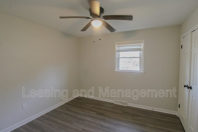 Building Photo - 1087 Bexley St