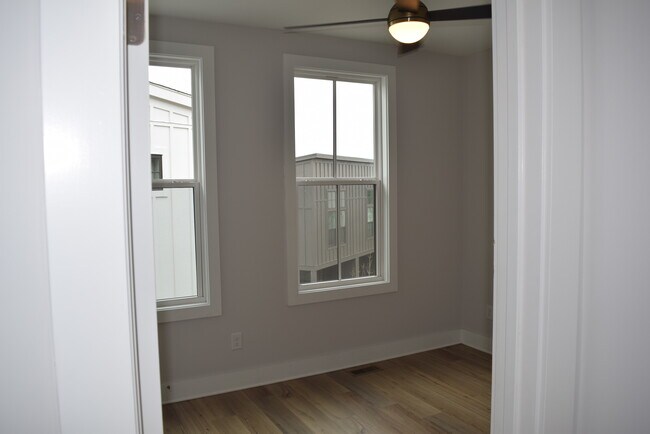 Level 3 - 2nd bedroom - 1233 Cushenberry Ln