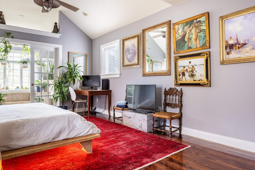 Building Photo - 15 Ferry St