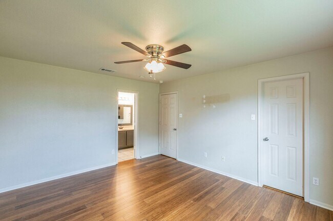 Building Photo - Right Around the Corner, Near Everywhere Y...