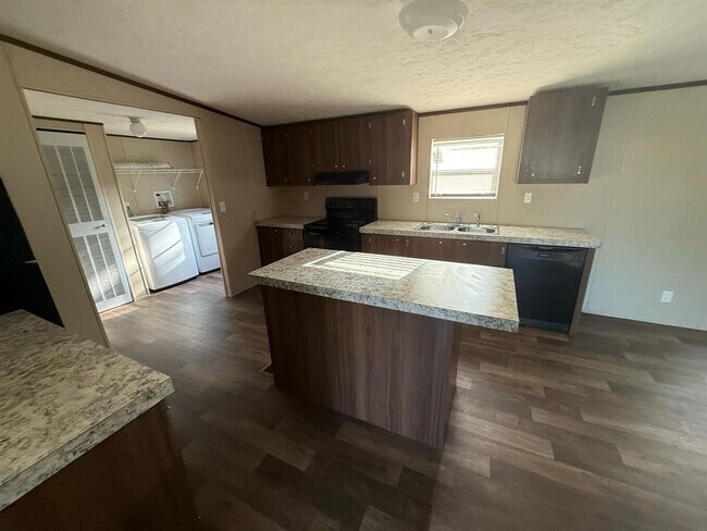Building Photo - 16020 1/2 Sam Brookins St
