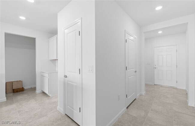 Building Photo - 1587 Lake Jessup Cir