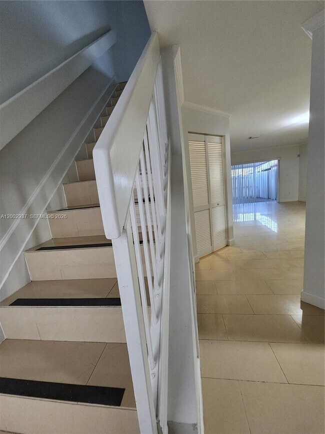 Building Photo - 6485 SW 129th Ave