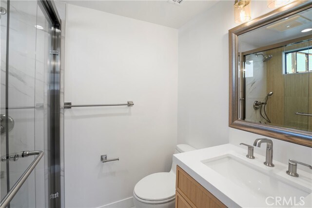 Building Photo - 243 Avenida Montalvo