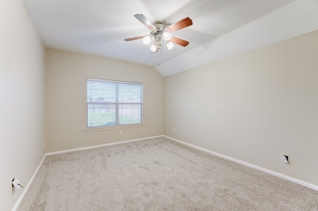 Building Photo - 21510 Juniper Meadows Dr