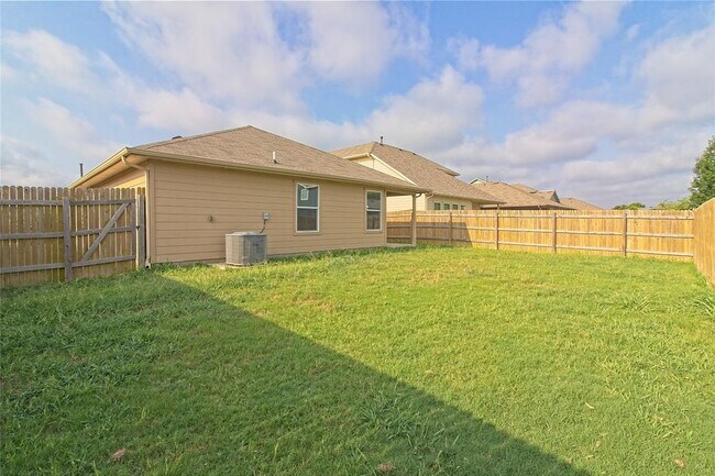 Building Photo - 11312 Malta Dr