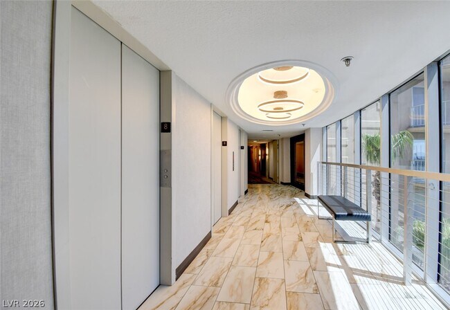 Building Photo - 3111 Bel Air Dr
