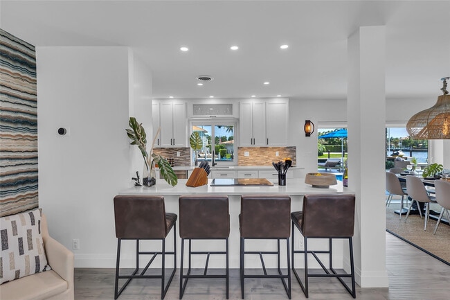 Building Photo - 3108 NE 42nd Ct