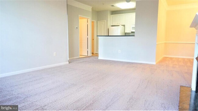 Building Photo - 12195 Abington Hall Pl