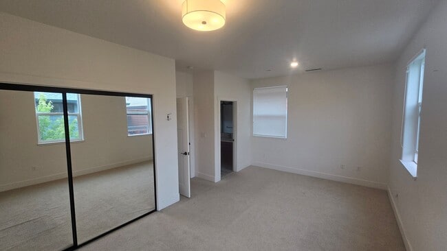 Building Photo - Newer 3-bedroom, two-story home located ju...