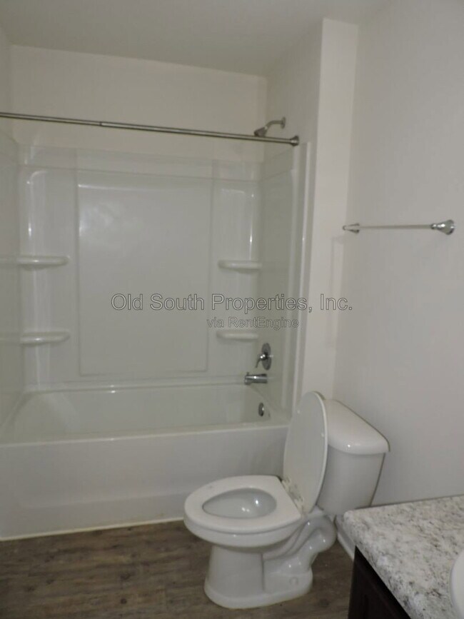 Building Photo - 5780 Blackhorse Cir
