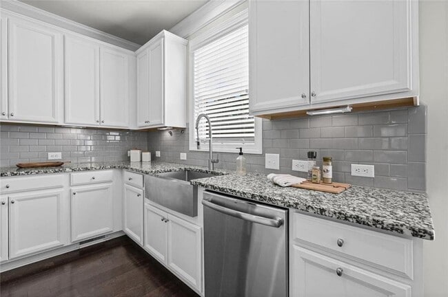 Building Photo - 4139 Butler Dr