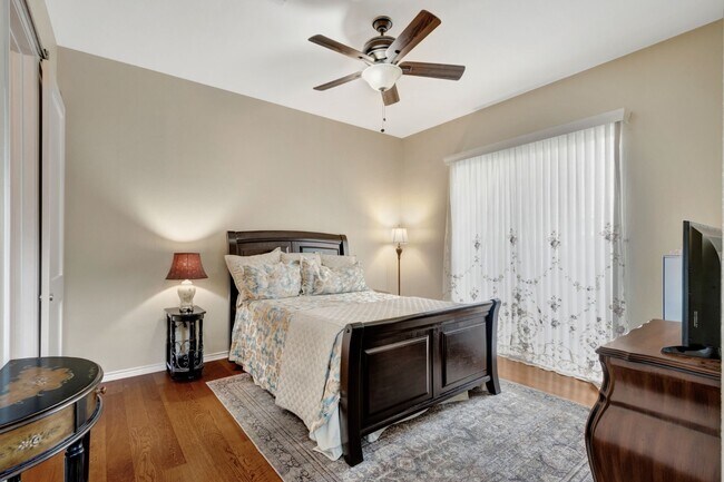 Building Photo - Richardson Townhome