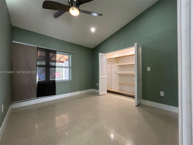 Building Photo - 21939 SW 124th Pl