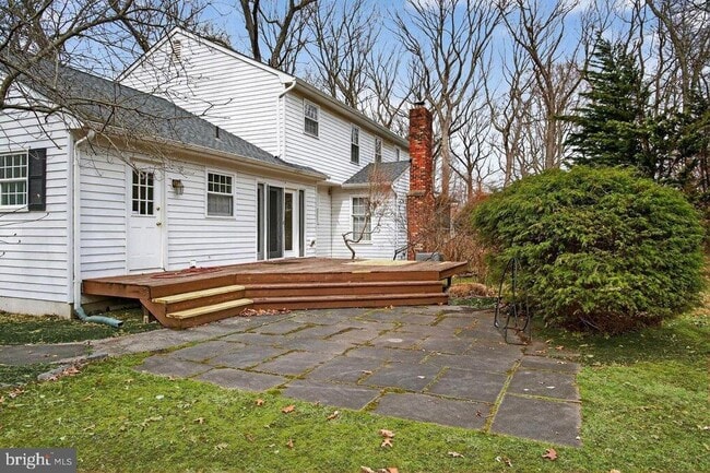 Building Photo - 16 Beechtree Ln