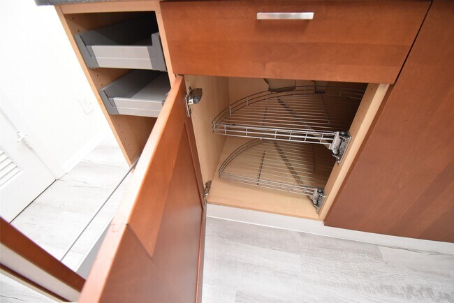 Building Photo - 82 Harbor Ln