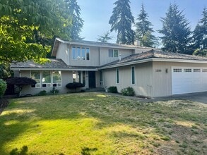 Building Photo - Cul-De-Sac Home