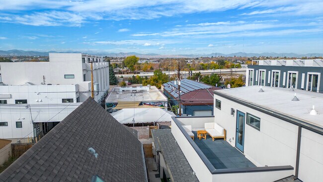 Rooftop Views - 2185 S Cherokee St