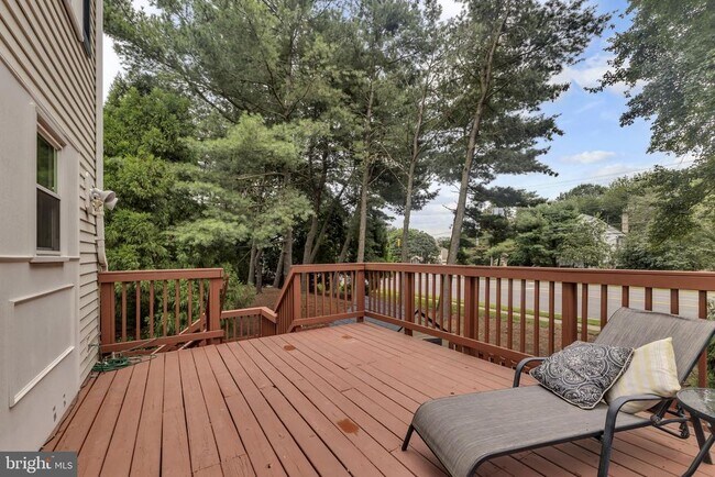 Building Photo - 7113 Latour Ct