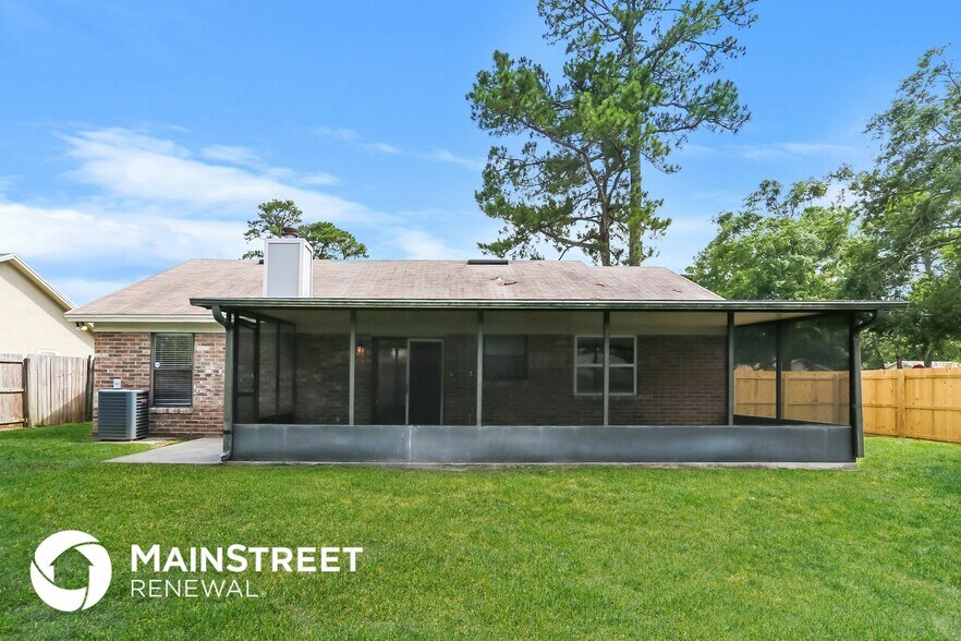 Building Photo - 1441 Kingfisher Ln N