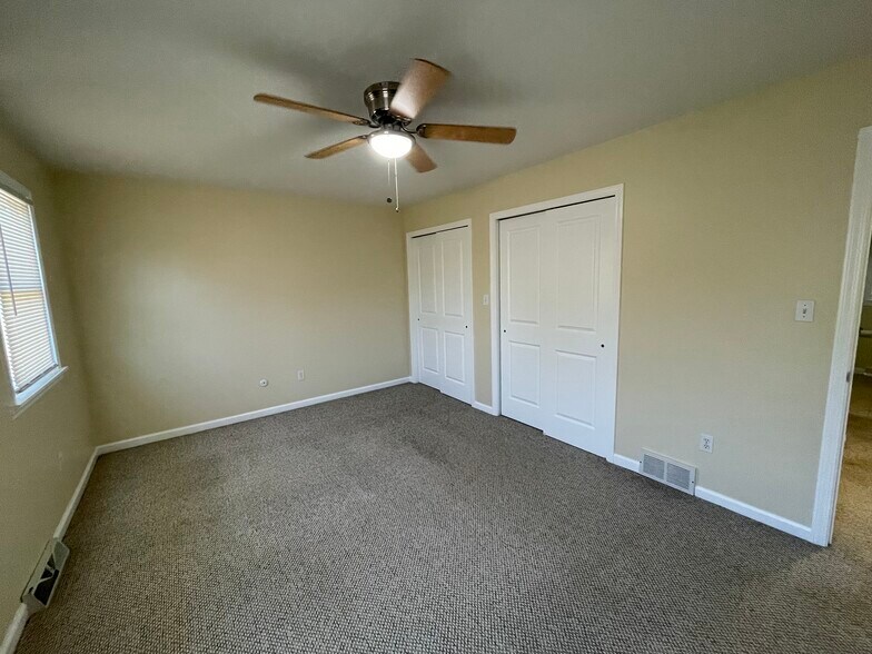 Master Bedroom - 41A Ledgewood Dr