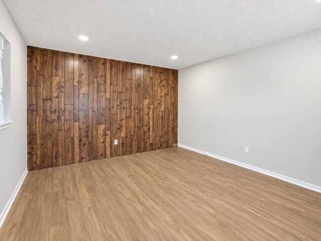 Building Photo - 4745 Del Porte St