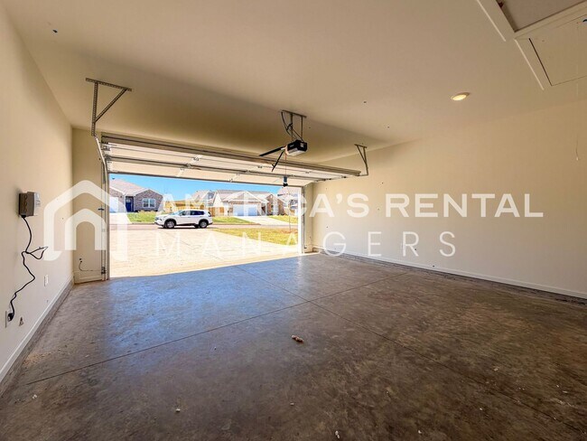 Building Photo - Brand New Three Bedroom Hudson Plan for Rent in Tuscaloosa!