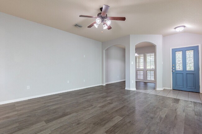 Building Photo - 5815 Southern Knoll